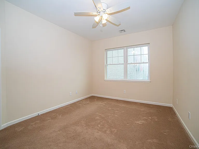 12 Sophia Ct — Photo 5
