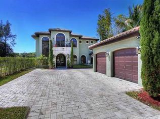 6708 SW 69th Ave, Coral Gables, FL 33143