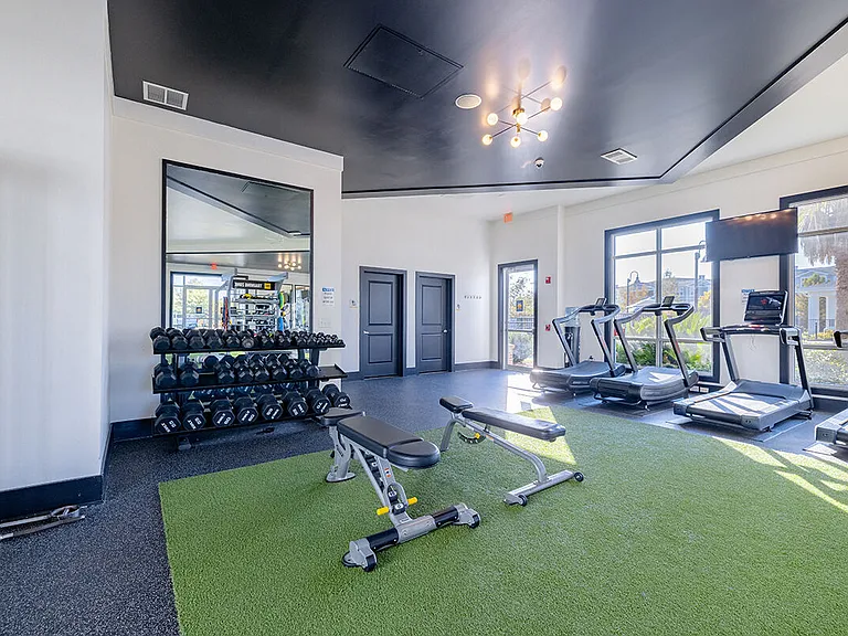 Longshore Commons — Photo 19