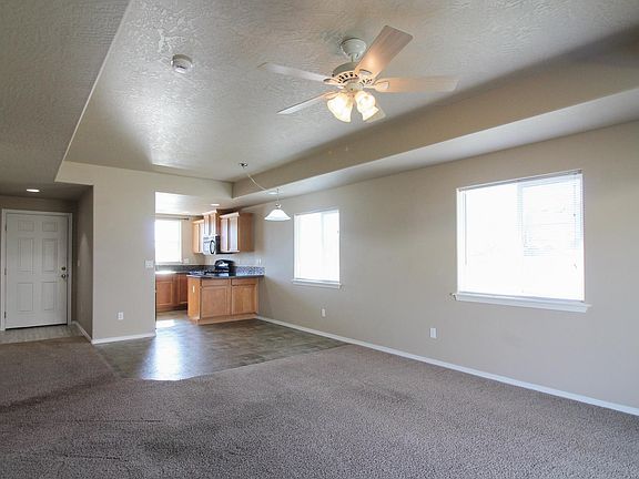 4th image of 6101 Turf Paradise Dr