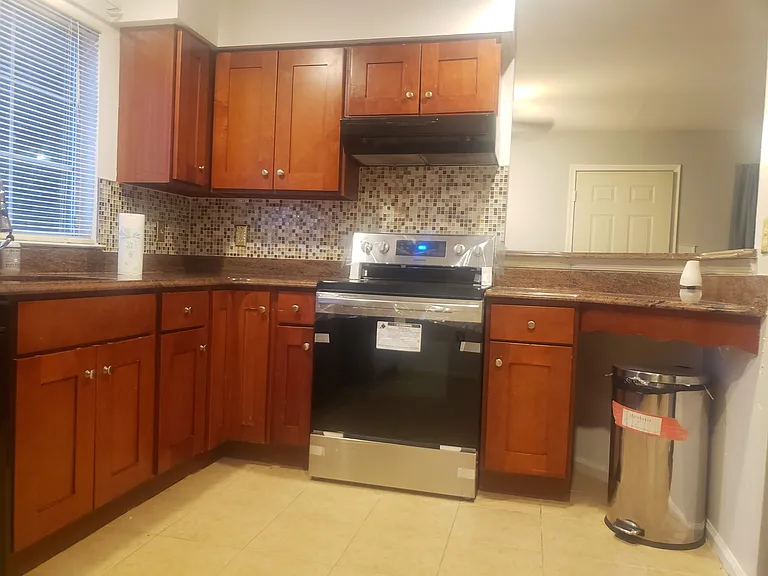 91 Cortland Ln #91 — Photo 5