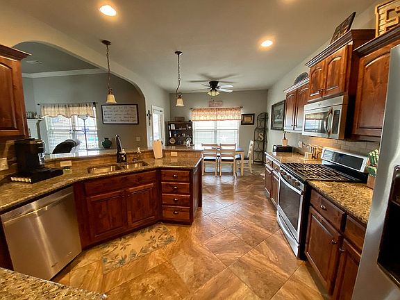 5th image of 311 Pebble Beach Dr