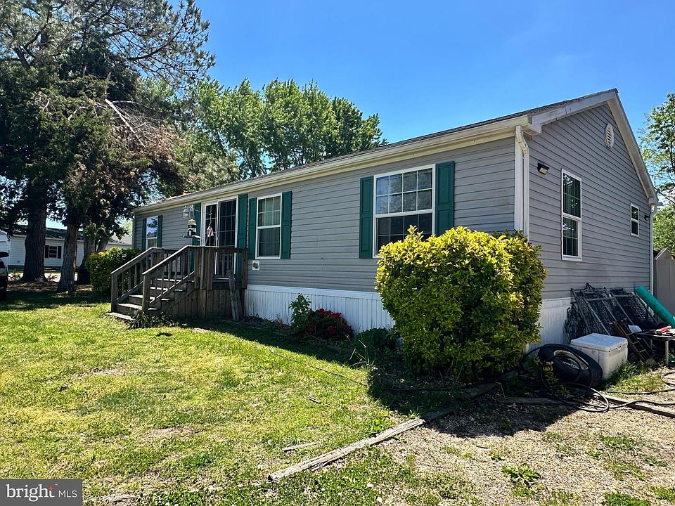 1st image of 35390 Heron Rd