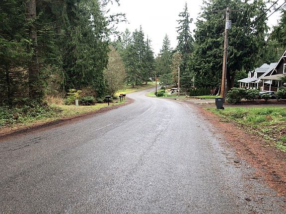 4th image of 5537 NE Ponderosa Blvd