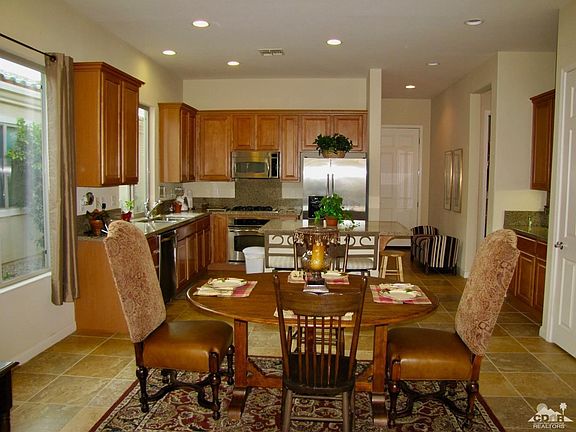 3rd image of 80529 Avenida San Fernando