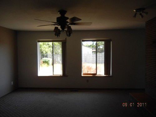 3rd image of 10613 Douglas Dr SW