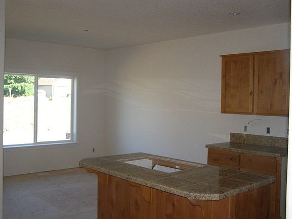 5th image of 3706 SE Palmire Ct
