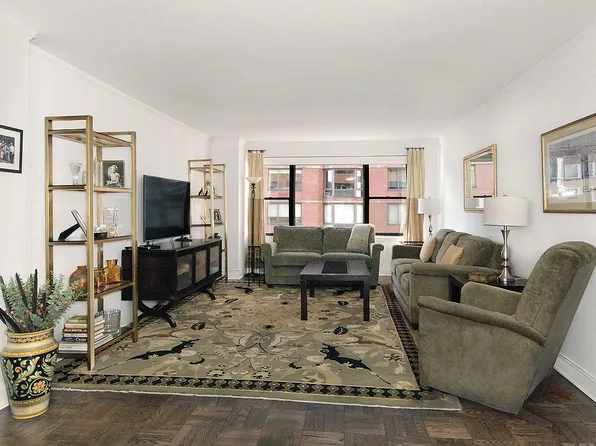 301 E 64th St APT 14C, Manhattan, NY 10065