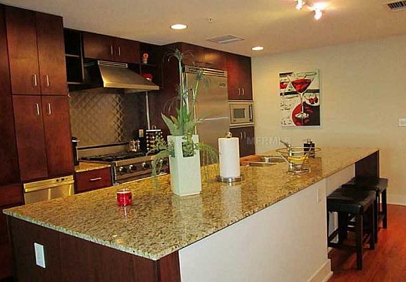 4th image of 1208 E Kennedy Blvd Unit 836
