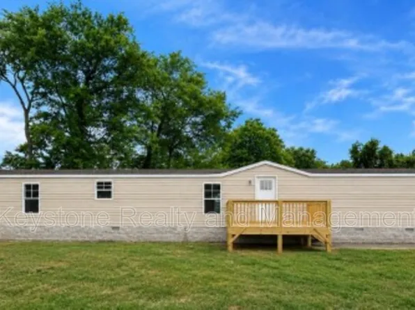 315 Jennifer St #32, Oak Grove, KY 42262