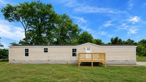 315 Jennifer St Photo 1