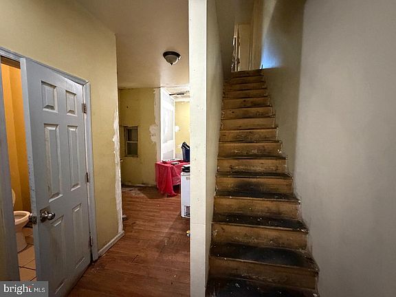 2nd image of 2346 N Camac St