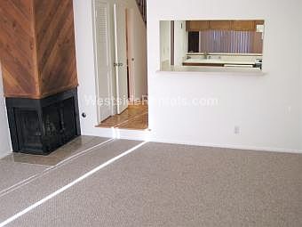 2nd image of 3033 Hollycrest Dr APT 3