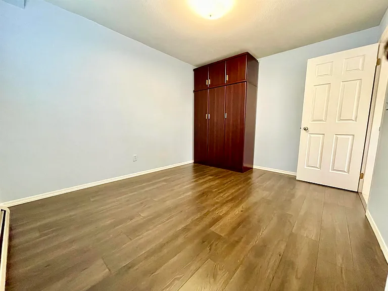 1073X Walnut Close #LOWER LEVEL — Photo 12