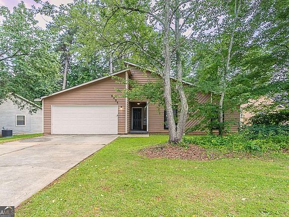 2nd image of 8455 Cedar Creek Rdg