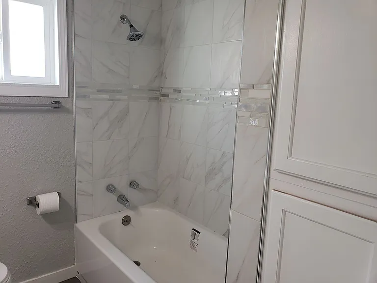 1033 West St — Photo 9