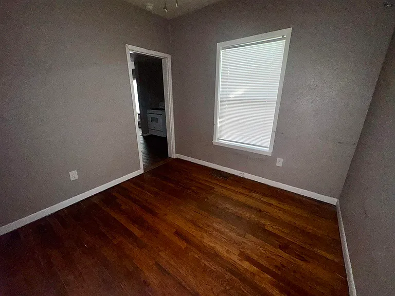 2113 Fillmore St — Photo 5