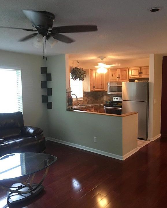 1st image of 302 Windsor M #3020