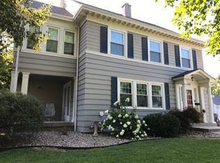 406 N 6th St, Hiawatha, KS 66434