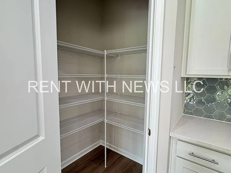 539 White Birch Ln — Photo 5