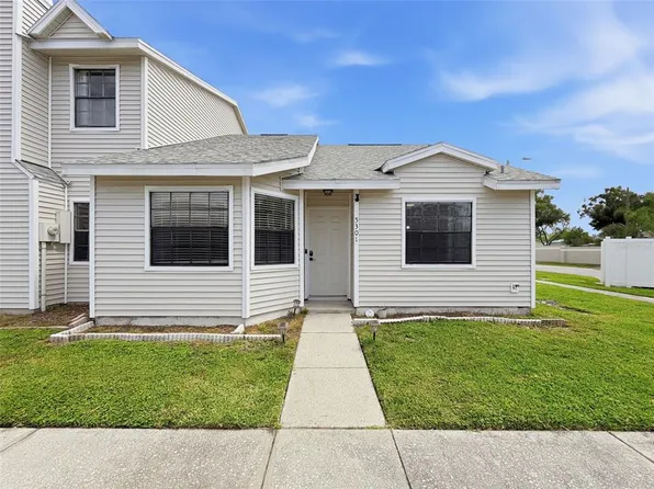 5301 Ladywell Ct, Tampa, FL 33624