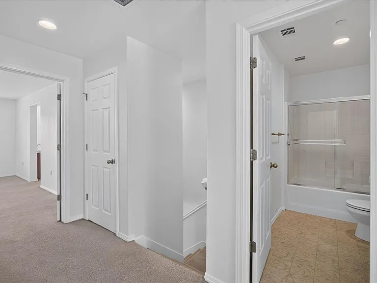 1140 W Walter Ave #54 — Photo 25