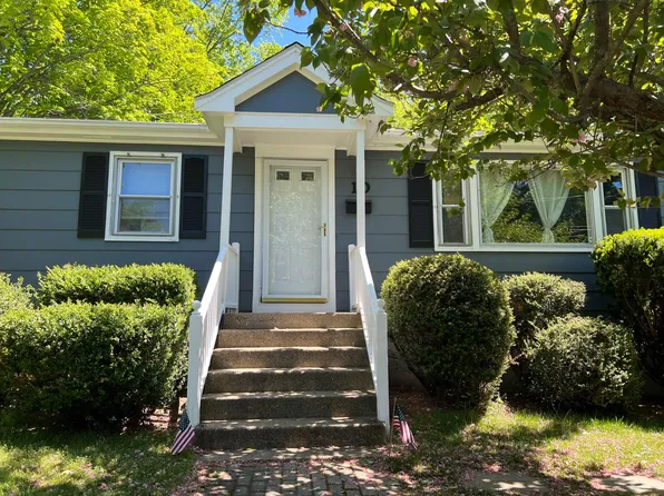 (undisclosed Address), Needham, MA 02494