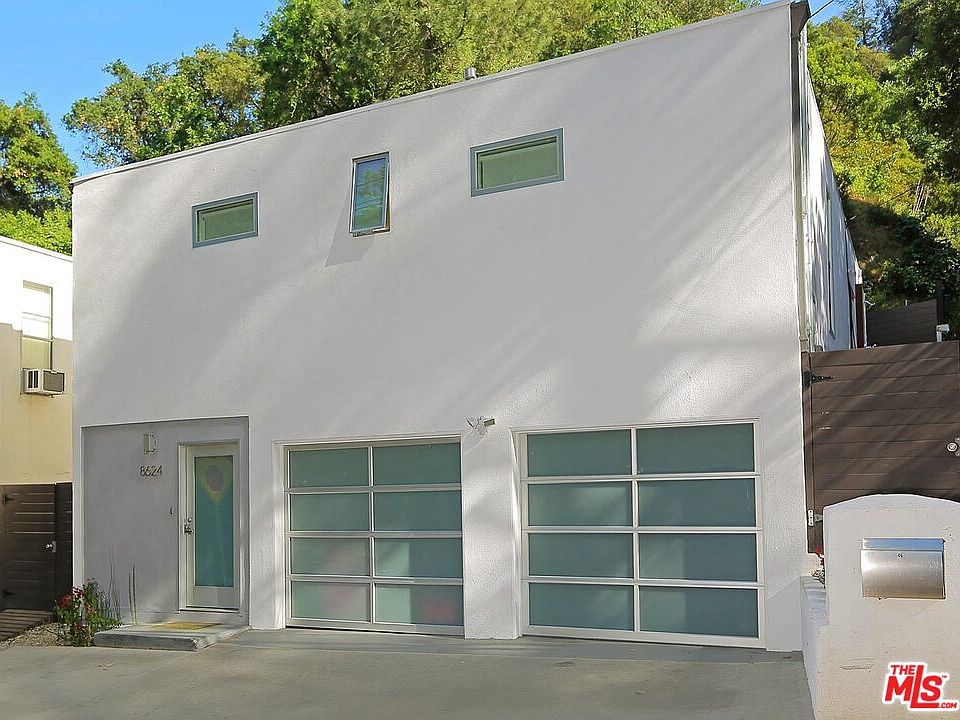 1st image of 8624 Wonderland Ave