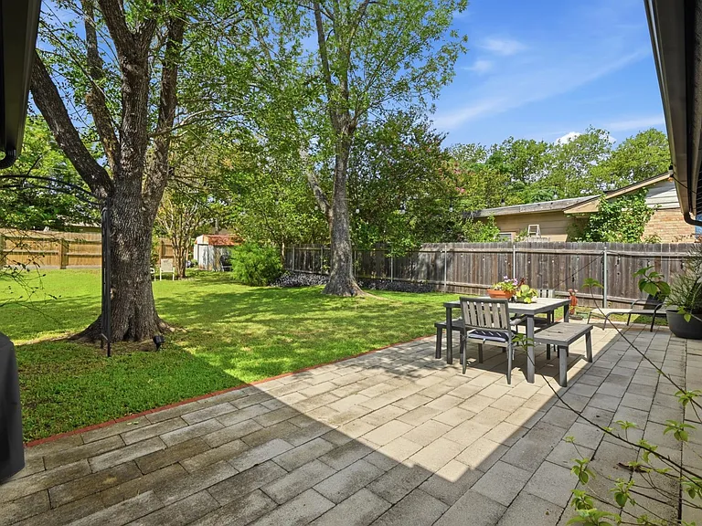 1605 Springer Ln — Photo 22