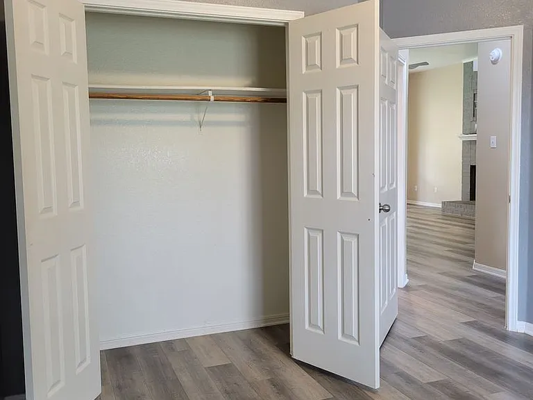 1104 Lambrusco Dr — Photo 29