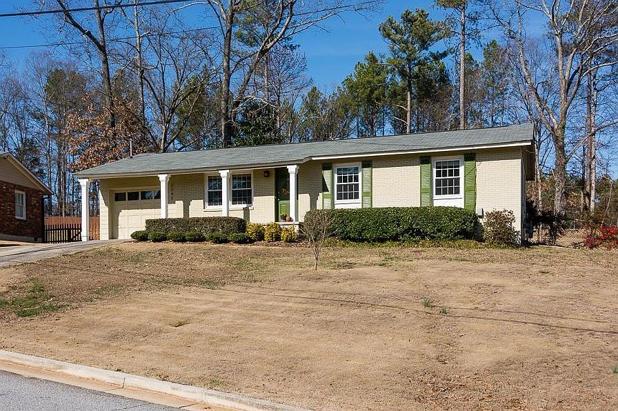1st image of 2045 Dundee Dr SE