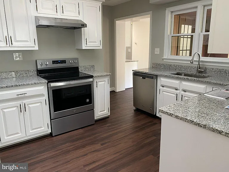 521 Beulah Rd NE — Photo 23