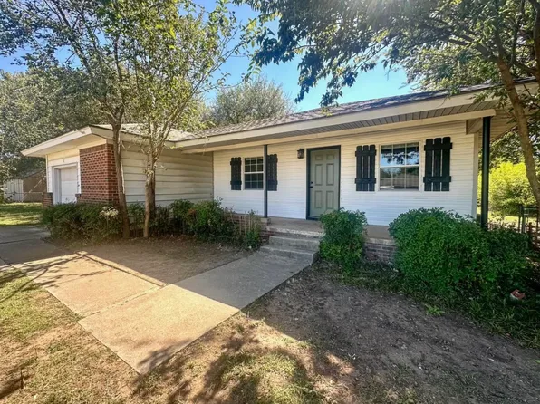 2206 NW Lindy Ave, Lawton, OK 73505