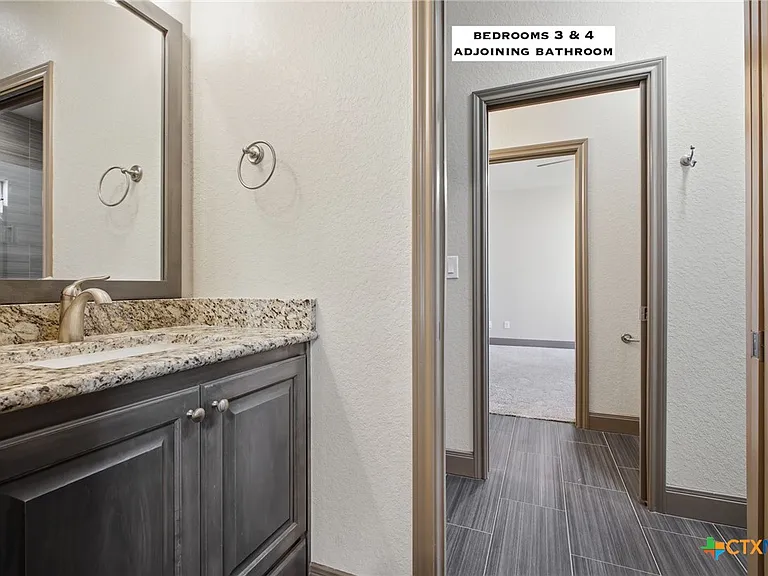 2228 Deer Run Rdg — Photo 32