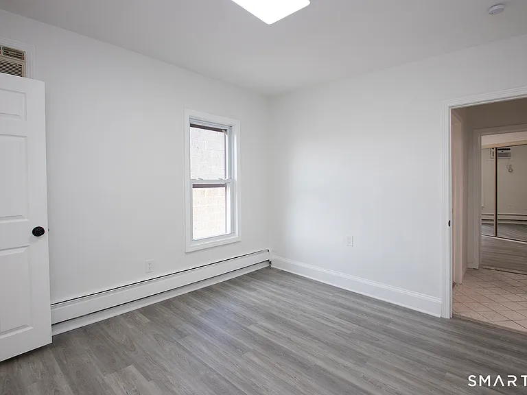 2879 Fairfield Ave #2 — Photo 14