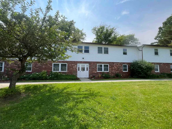223 Sherwood Sq 223, Essex Junction, VT 05452