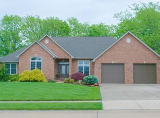1624 Timber Rdg, Columbia, IL 62236