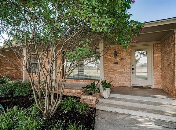 3rd image of 4021 Killion Dr
