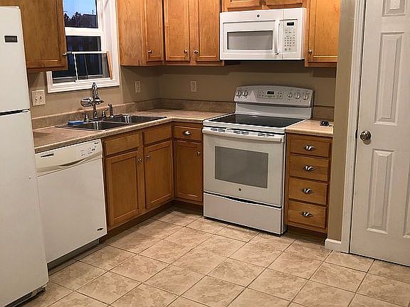 2nd image of 14 Grace Ave