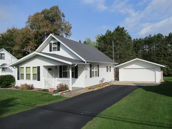 569 E Taylor St, Medford, WI 54451