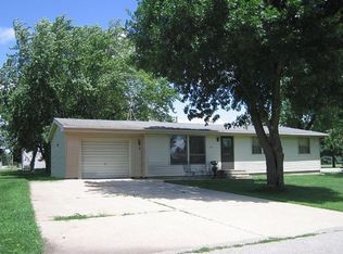 310 4th Ave E, Leland, IA 50453