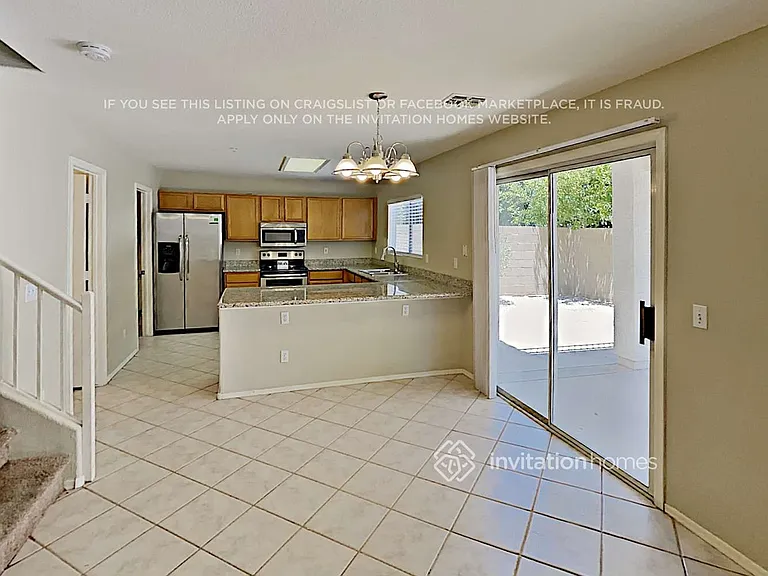 8962 E Yucca St — Photo 10