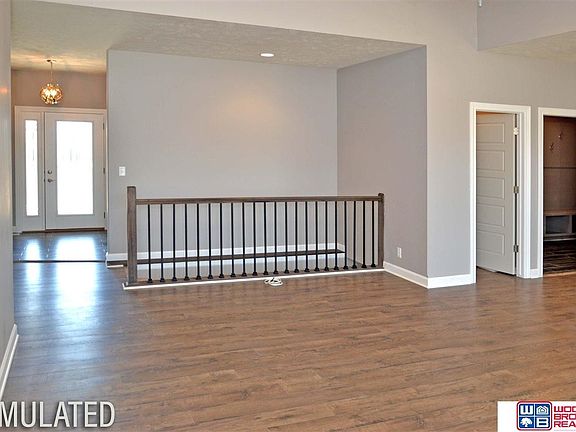 5th image of 9400 Green Valley Ln