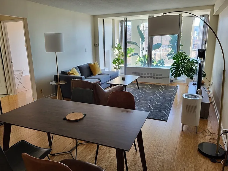 33 Pond Ave #915 — Photo 3