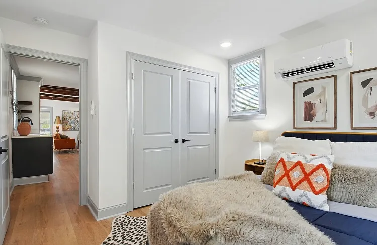 823 Delachaise St #825 — Photo 8