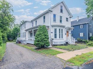 10 Maple St #2, Dover, NH 03820