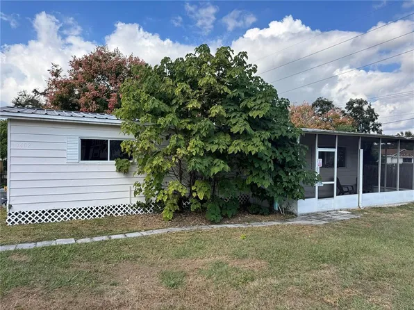 3402 Pearson Rd, Valrico, FL 33596