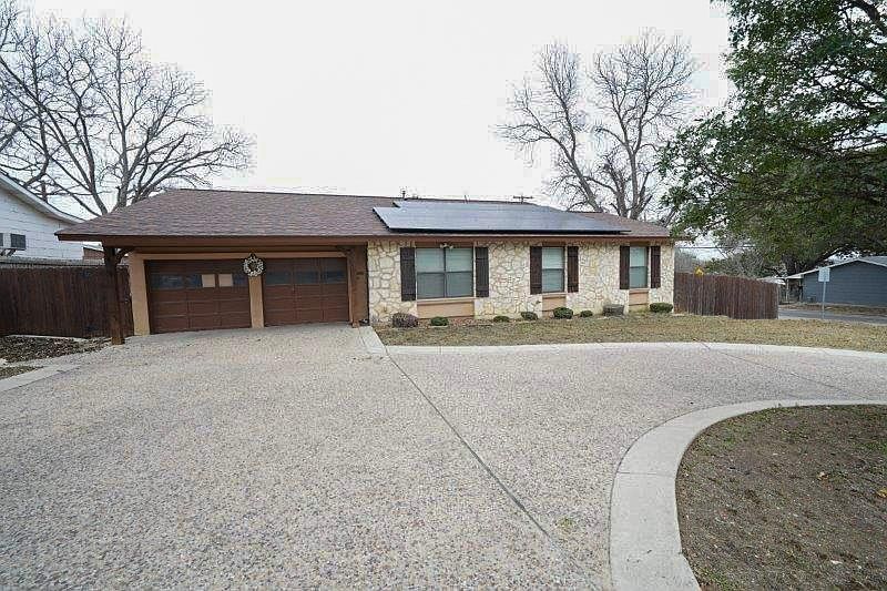 1st image of 383 Gayle Ave