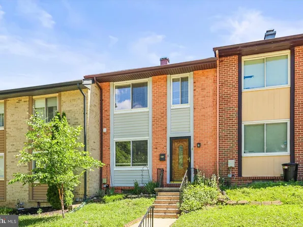 4 Bideford Ct, Parkville, MD 21234