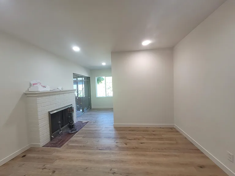 248 Ford Ave #A — Photo 2